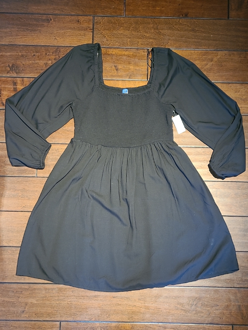 Old Navy Black Long-Sleeve Smocked Square-Neck Dress
